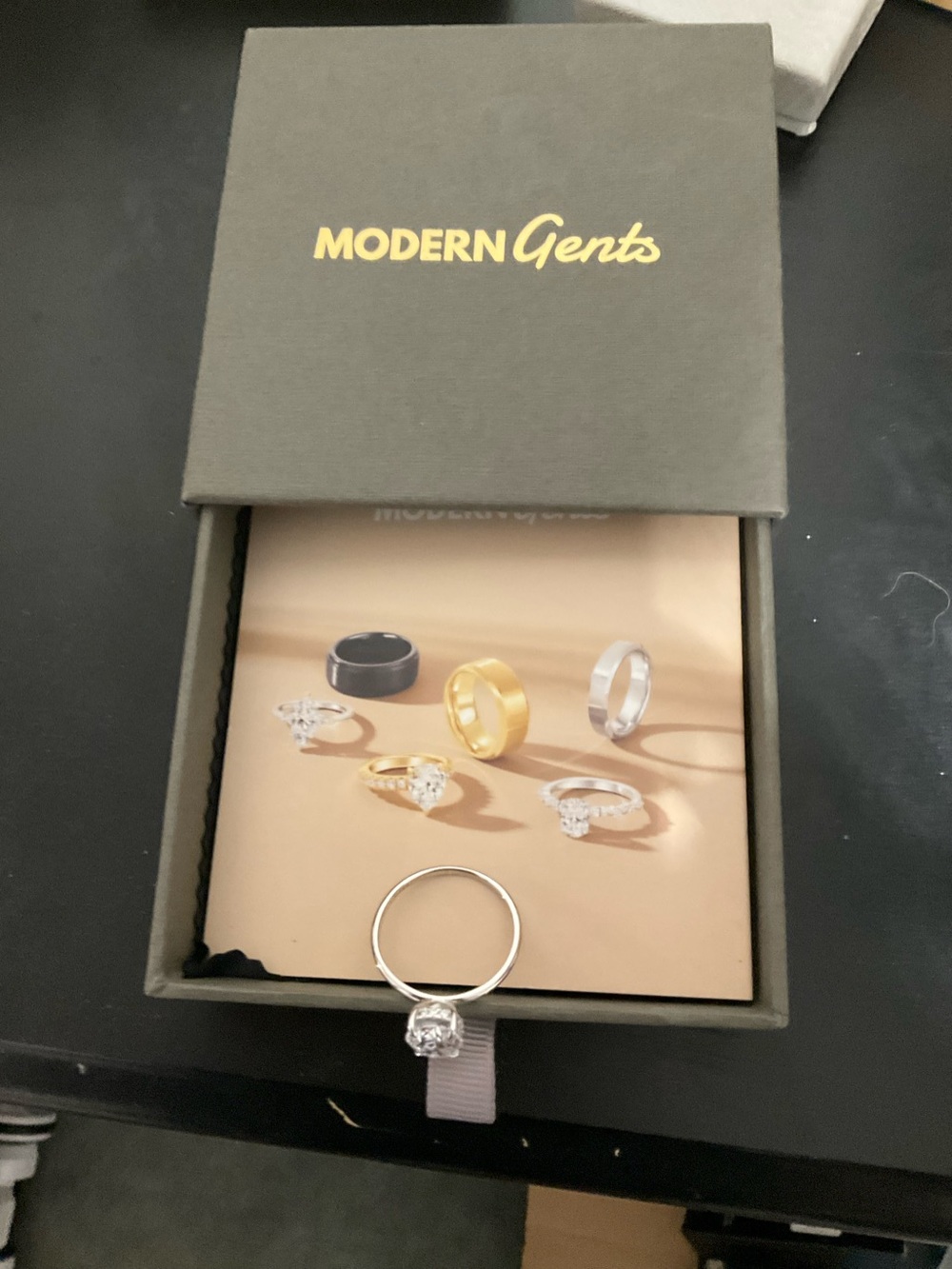 Modern gents ring beautiful .925